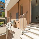 Apartment 4 Family Baviera 24 Cattolica